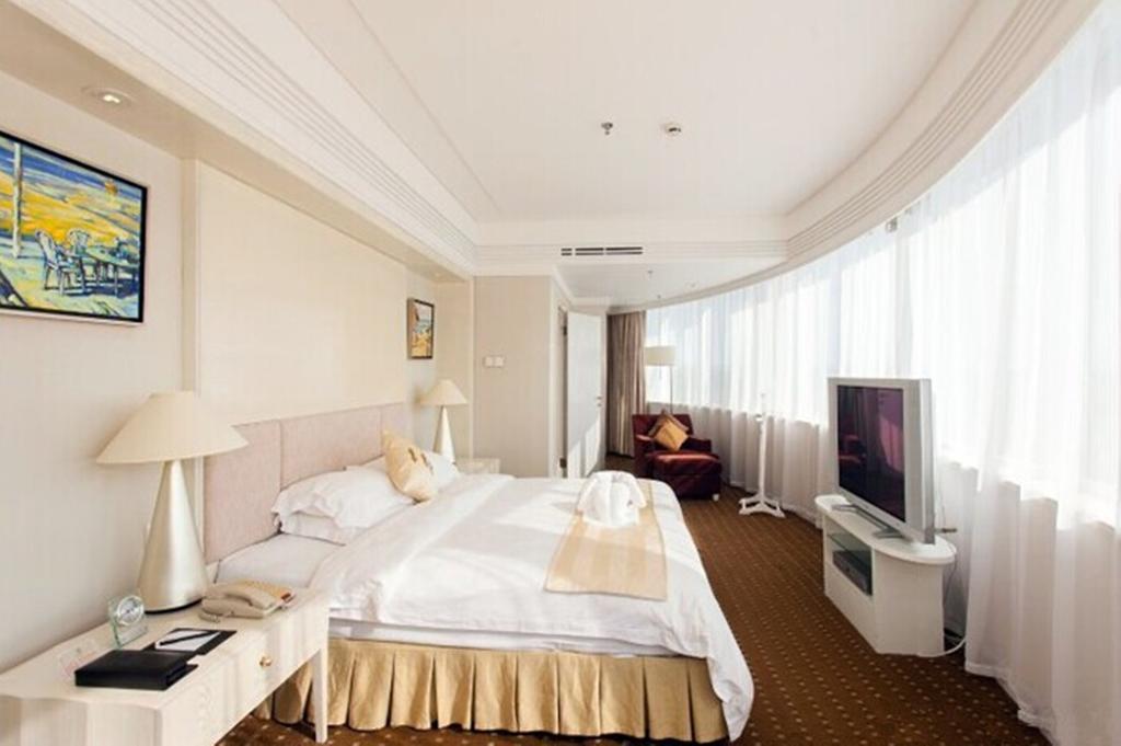 Tienyow Grand Hotel Haikou  Zimmer foto