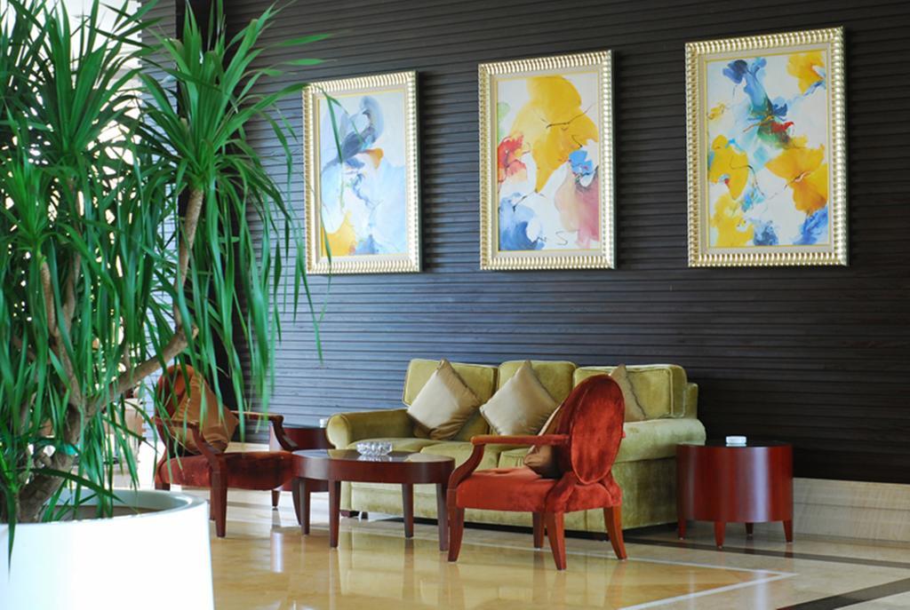 Tienyow Grand Hotel Haikou  Exterior foto